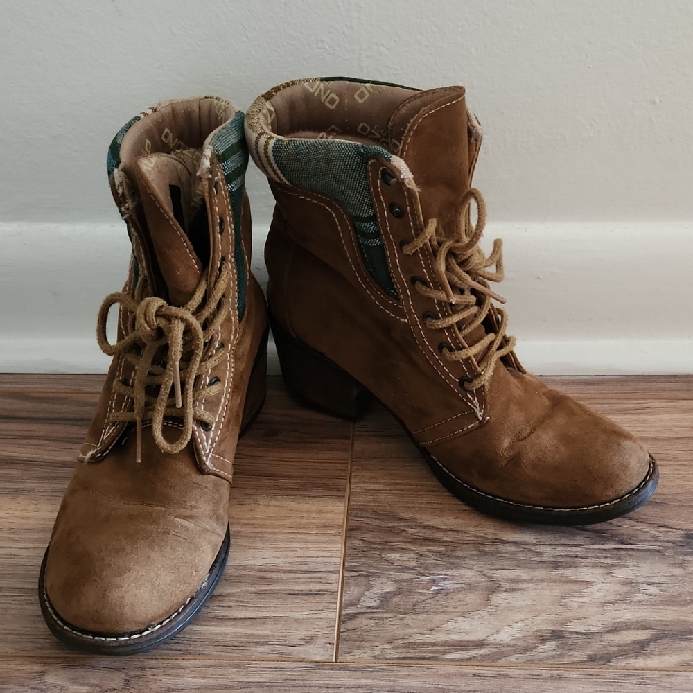 EUC Brown Ankle Boots